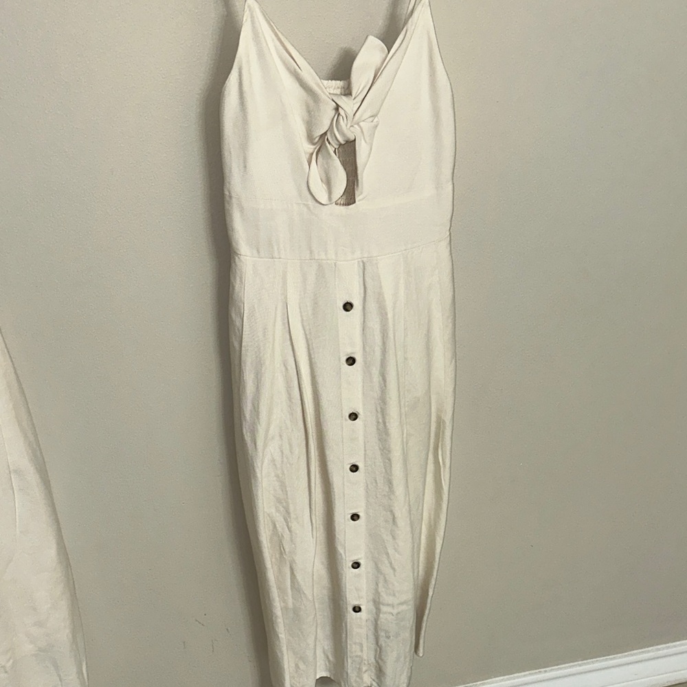 Express - Elegant Cream Button-Down Dress
